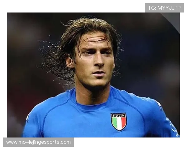 世界足球十大9号球星盘点 他们如何定义足球的终极进攻角色