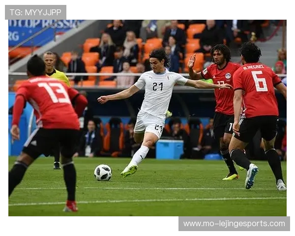 全球足球一号球星盘点：谁是当今足坛的顶级人物与领军人物